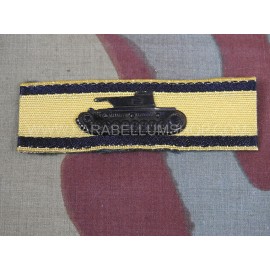 Tank destruction badge in gold