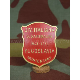 ITALIAN WW2 Garibaldi Partisan Division metal badge