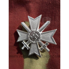 Croce al Merito di Guerra con spade I^cl.